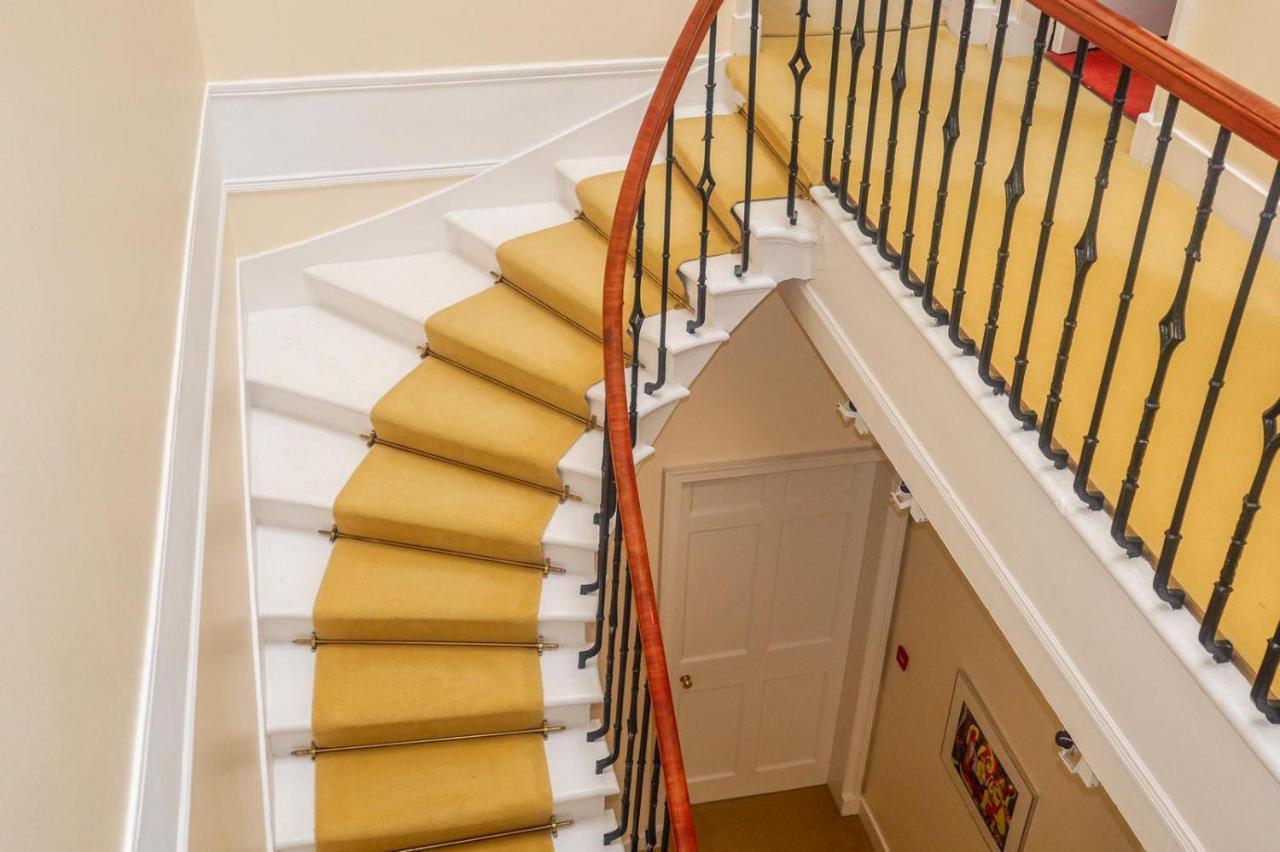 Beautiful City Centre Georgian 4 Bed Townhouse With Private Garden Edinburgh Exterior photo