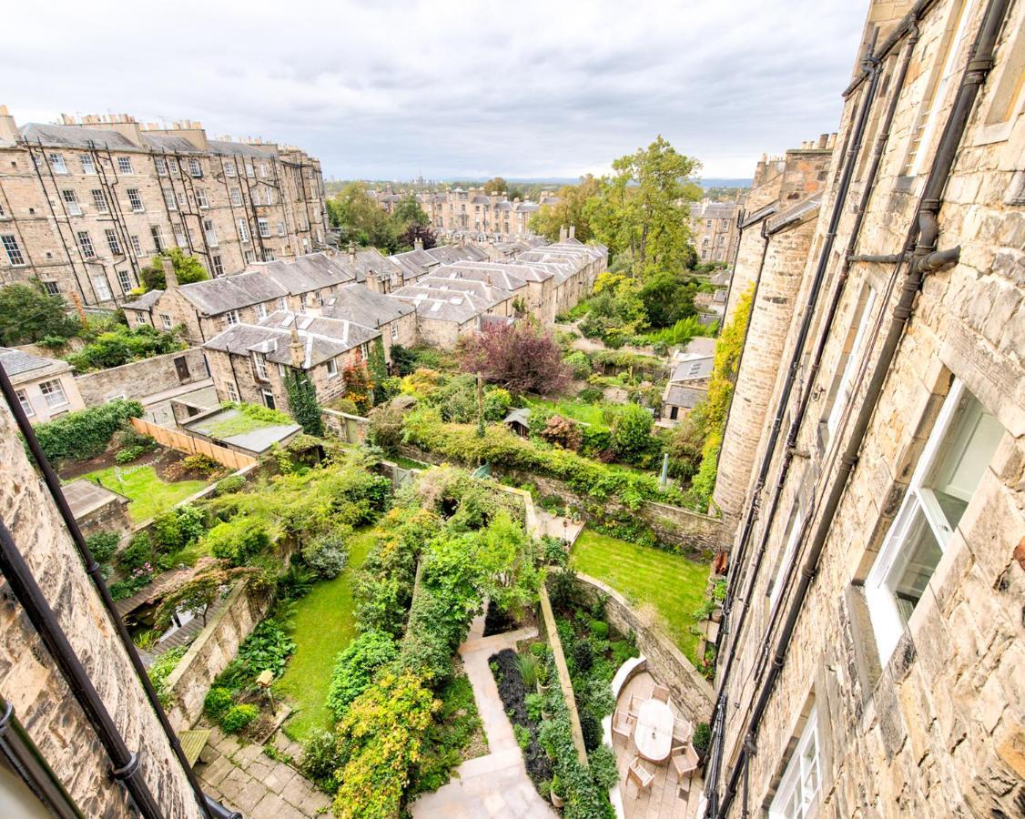 Beautiful City Centre Georgian 4 Bed Townhouse With Private Garden Edinburgh Exterior photo