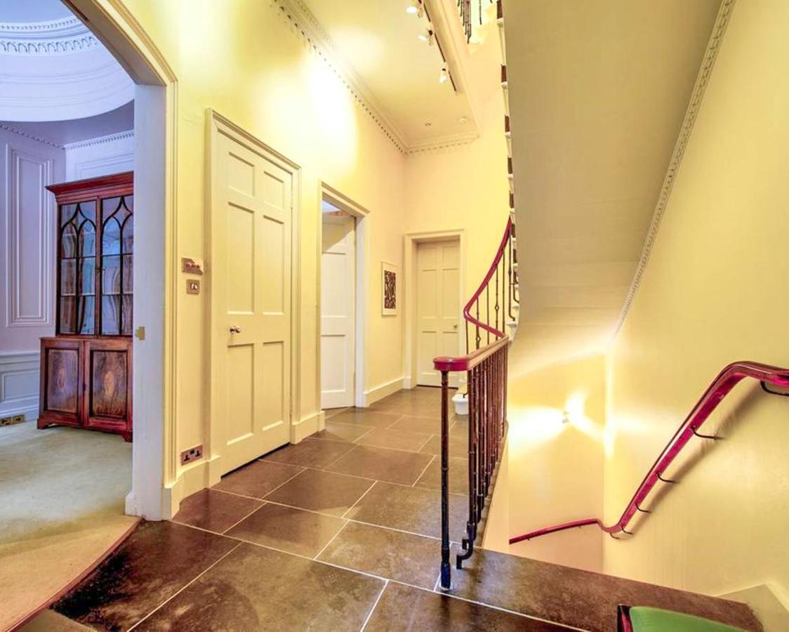 Beautiful City Centre Georgian 4 Bed Townhouse With Private Garden Edinburgh Exterior photo