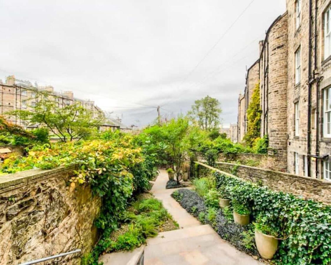 Beautiful City Centre Georgian 4 Bed Townhouse With Private Garden Edinburgh Exterior photo