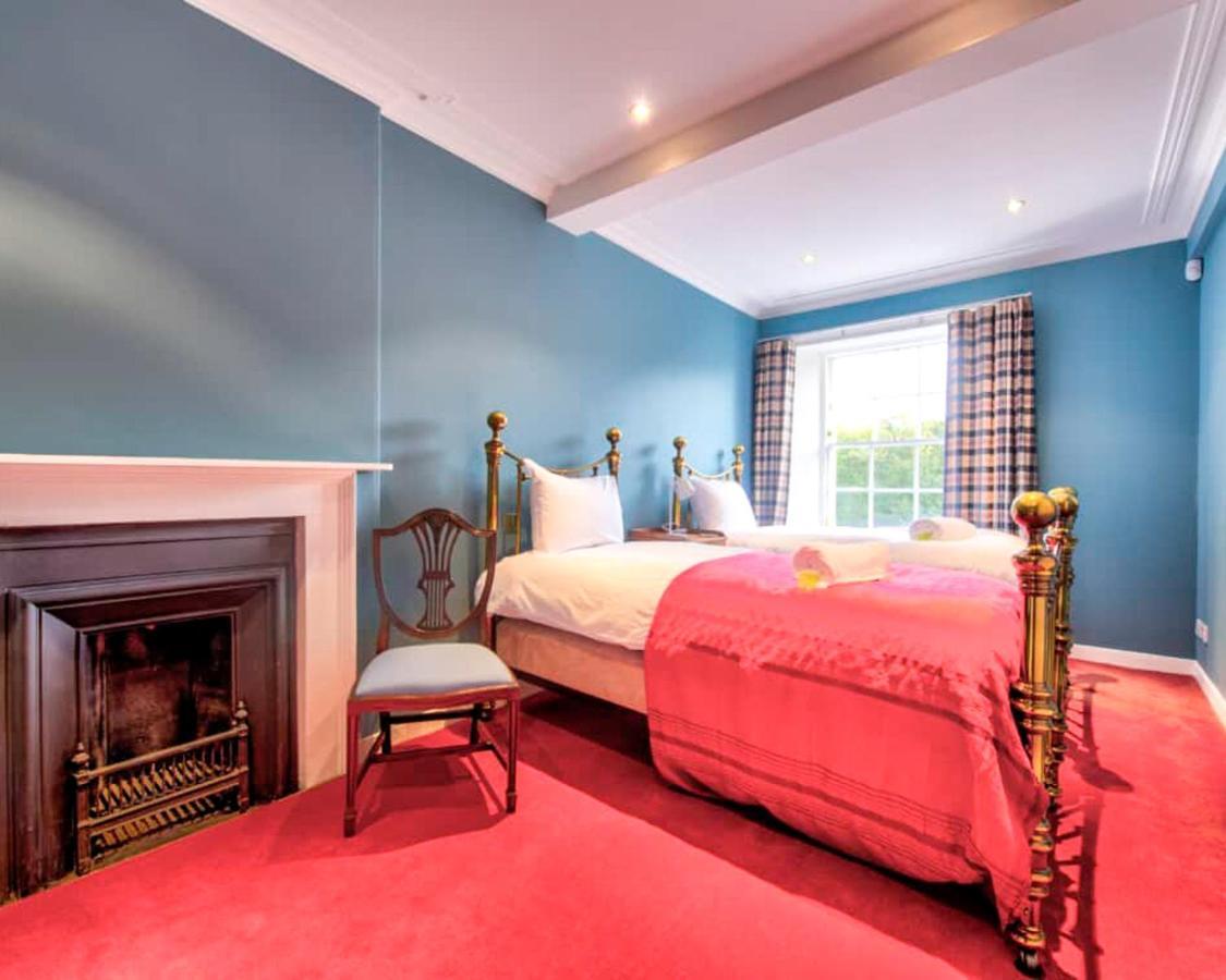 Beautiful City Centre Georgian 4 Bed Townhouse With Private Garden Edinburgh Exterior photo